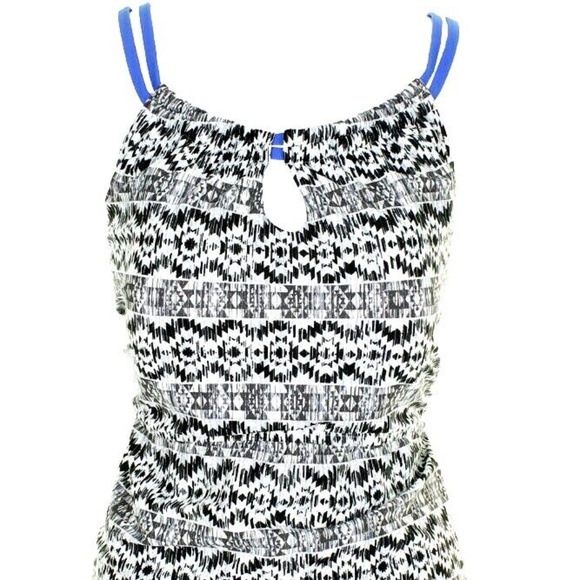 (NWT) Go by Gossip Black/Blue Printed Keyhole Swimsuit Tankini Top Plus Size 1X - Picture 2 of 7